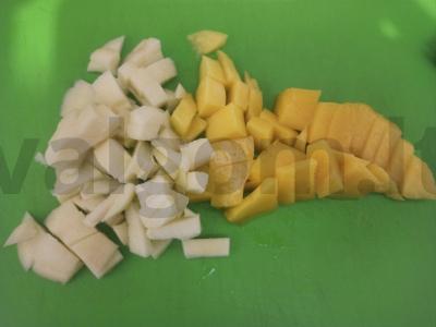 Vaisių desertas su morkomis, mangais ir obuoliu Žingsnis 3