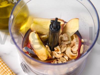 Penne su grietinėlės padažu ir anakardžiais Žingsnis 2