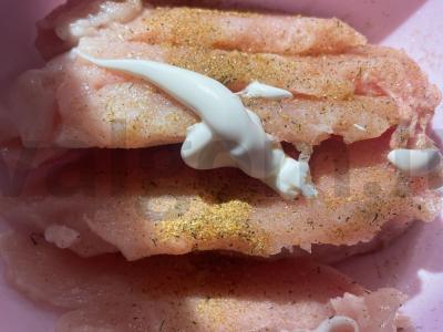 Vištienos krūtinėlė su grybais po sūriu Žingsnis 3