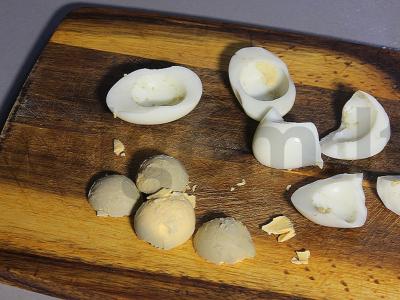 Okrška su jogurtu ir gazu su daržovėmis ir dešrelėmis Žingsnis 2