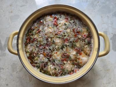 Harcho sriuba su meatballs Žingsnis 10