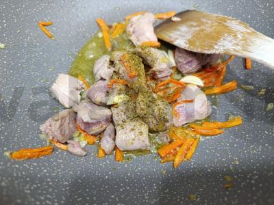 Ryžiai su kalakutiena ir prieskoniais Žingsnis 2