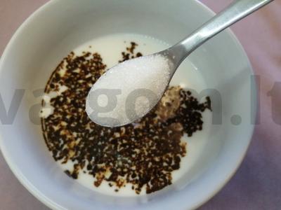 Šaltas kava su šviežiai spaustų apelsinų sultimis Žingsnis 3