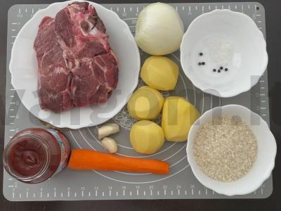 Sotūs jautienos sriuba su ryžiais Žingsnis 1