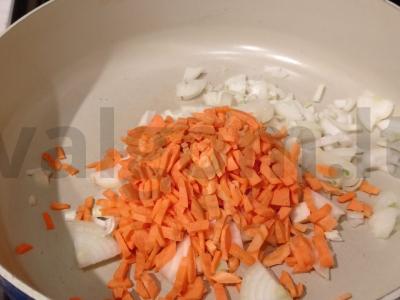 Ryžiai su mėsos faršu ir daržovėmis vakarienei Žingsnis 2