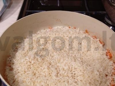 Ryžiai su mėsos faršu ir daržovėmis vakarienei Žingsnis 9