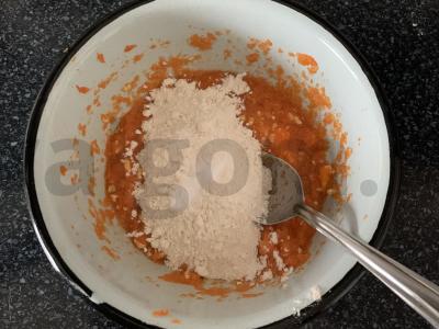 Morkų sausainiai arbatai Žingsnis 3