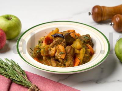 Indėnų šlaunelių troškinys su džiovintomis abrikosais pagrindine nuotrauka