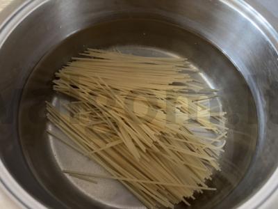 Grybų pasta su dešrelėmis Žingsnis 1