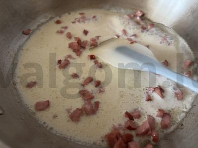 Grybų pasta su dešrelėmis Žingsnis 5