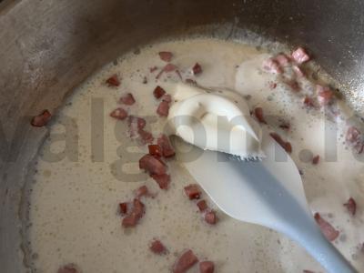 Grybų pasta su dešrelėmis Žingsnis 6