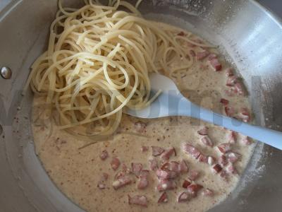 Grybų pasta su dešrelėmis Žingsnis 8