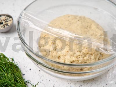 Česnakiniai pampuškai Žingsnis 3