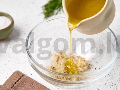 Česnakiniai pampuškai Žingsnis 5