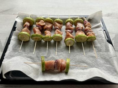 Kalakutienos šašlykai su cukinija ir raudonuoju svogūnu Žingsnis 6