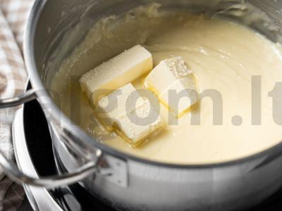 Sūrio tortas su ananasais Žingsnis 8