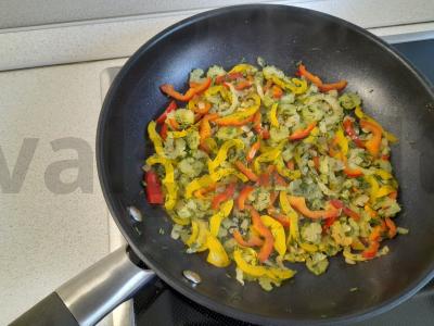 Krekeriai su varškės sūriu ir paprika Žingsnis 4