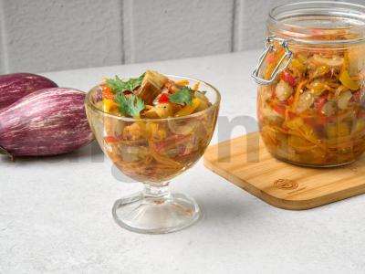 Korėjietiški baklažanai žiemai pagrindine nuotrauka