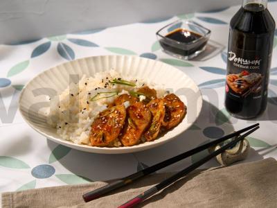 Aštrus keptas tofu pagrindine nuotrauka