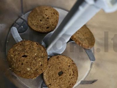 Namų burgeris su česnako kotletu Žingsnis 4