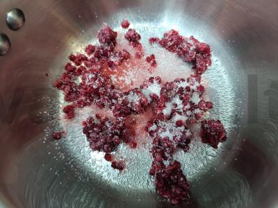 Avižinė košė su avietėmis ir obuoliu Žingsnis 1