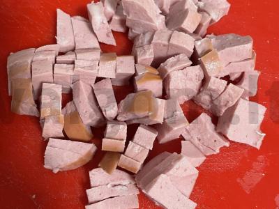 Brusketa su kreminiu sūriu ir dešrelėmis Žingsnis 4