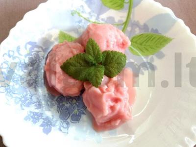 Vaisių šerbetas su arbūzu ir melionu pagrindine nuotrauka