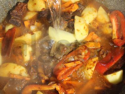 Rytų lagmanas su daržovėmis ir mėsa Žingsnis 12