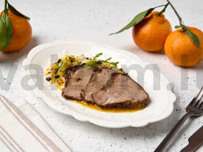 Kepta kiaulienos kaklas su mandarinų marinatų pagrindine nuotrauka