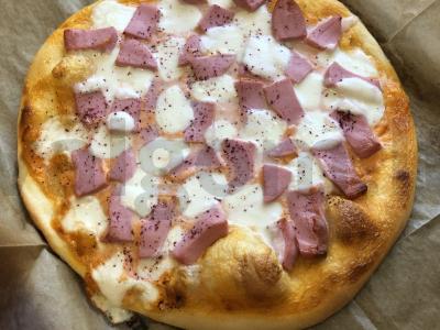 Namų pica su dešra ir mocarela Žingsnis 10