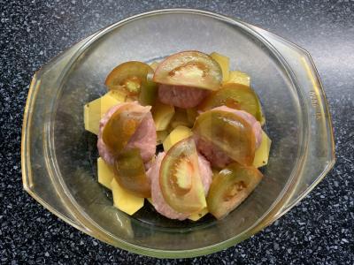 Kotletai su bulvėmis ir pomidorais orkaitėje Žingsnis 4