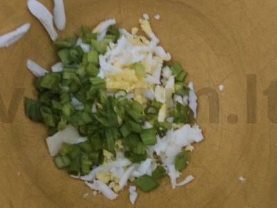 Varškės pyragėliai su kiaušinio įdaru Žingsnis 4