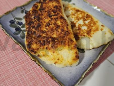 Varškės pyragėliai su kiaušinio įdaru pagrindine nuotrauka