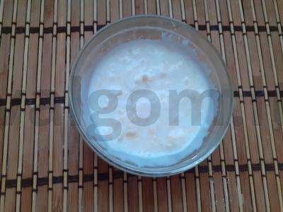 Daržovių salotas su sūrio-česnako padažu Žingsnis 2