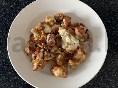 Kiauliena su daržovėmis, kepta su grietine Žingsnis 7