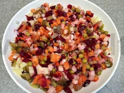 Vinegretas su žirneliais ir alyvuogių aliejumi Žingsnis 7