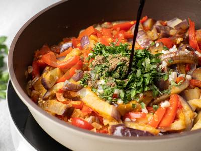 Baklažanų ruošinys žiemai Žingsnis 7