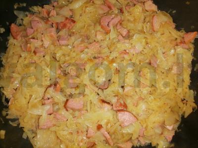 Troškinta kopūstai su dešrelėmis Žingsnis 5