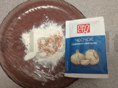 Kiaulienos filė kotletai su džiovintu česnaku Žingsnis 2