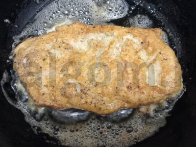 Kiaulienos filė kotletai su džiovintu česnaku Žingsnis 7