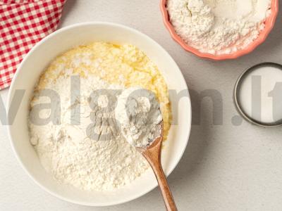 Sviestinis sausainis su šokoladu Žingsnis 2