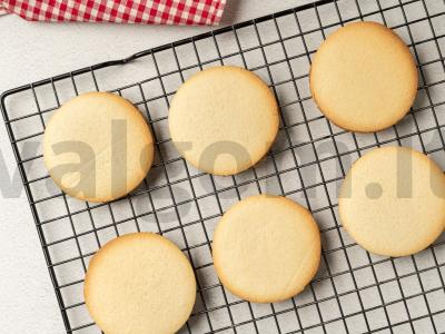 Sviestinis sausainis su šokoladu Žingsnis 4