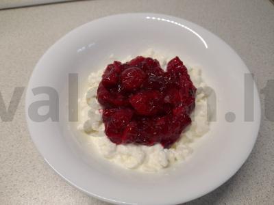 Kvapnus vyšnių džemas pagrindine nuotrauka