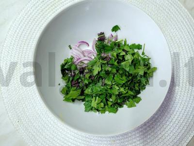 Sultingas daržovių salotas su garstyčių padažu Žingsnis 2