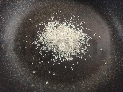 Saldūs tostai su uogiene ir varškės mase pusryčiams Žingsnis 1