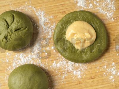 Melionų bandelės su matcha Žingsnis 11