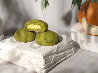 Melionų bandelės su matcha pagrindine nuotrauka