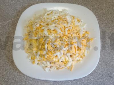 Salotos su tunu ir lydytu sūriu Žingsnis 5