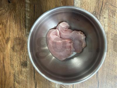 Kepti kalakutų steikai su apelsinais Žingsnis 1