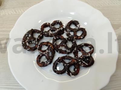 Šokoladiniai pretzeliai pagrindine nuotrauka